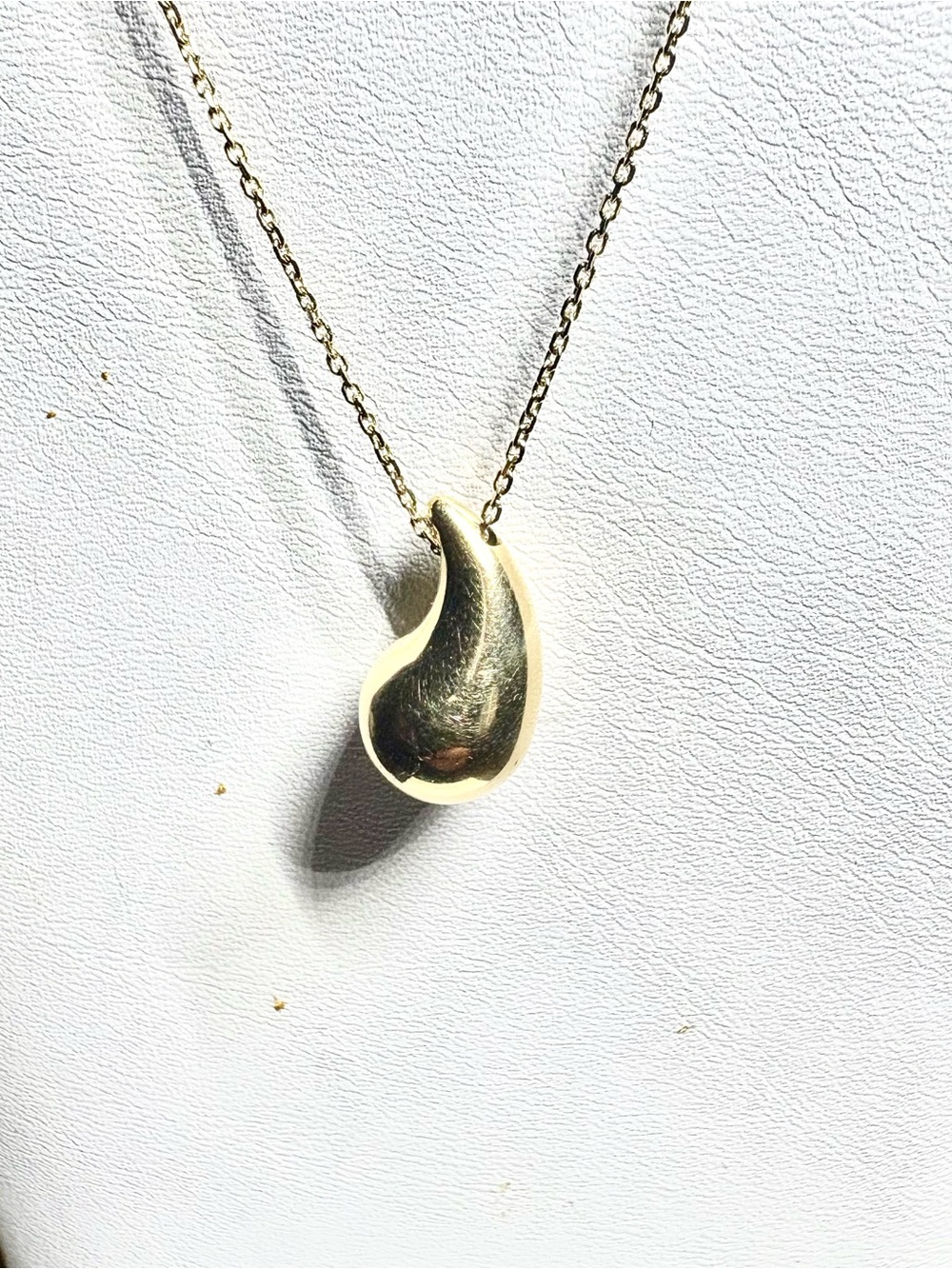 14K Italian Gold Bean Pendant Necklace Adjustable Teardrop Minimalist 2.97g